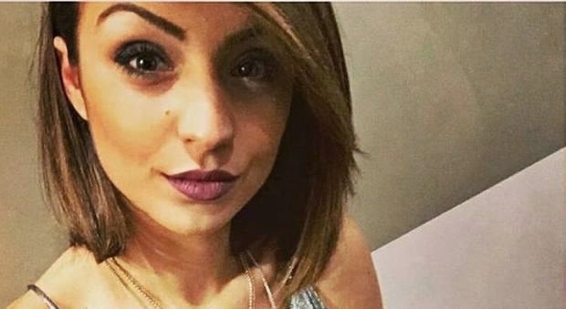 E’ morta la 24enne trascinata dall’auto dell’ex dopo una lite