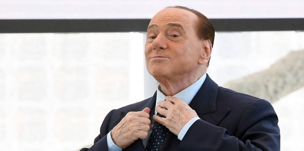 Berlusconi: dobbiamo chiudere Equitalia, Renzi ha fatto finta
