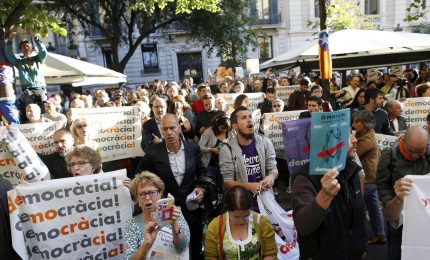 Catalogna, sit-in in centro a Roma: "Vogliamo votare"