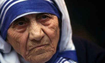 Madre Teresa di Calcutta, omaggio dei fedeli