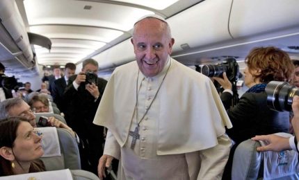 Papa torna dalla Colombia: un processo di pace andrà' avanti soltanto se lo prende in mano il popolo"