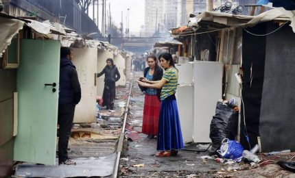 L'80% dei Roma a rischio poverta', 30% non ha acqua a casa