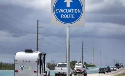 Uragano in Florida, il governatore: "Ultime ore per fuggire, Irma è un killer". Evacuazione per 6,5 milioni di persone