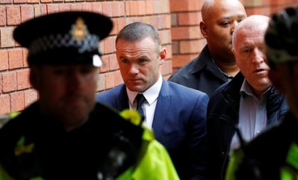 Wayne Rooney ubriaco, patente sospesa per due anni