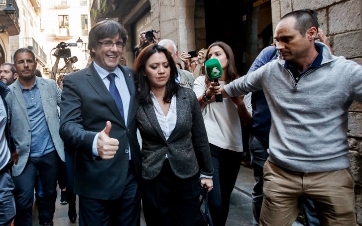 Il giudice belga concede la libertà condizionata a Puigdemont