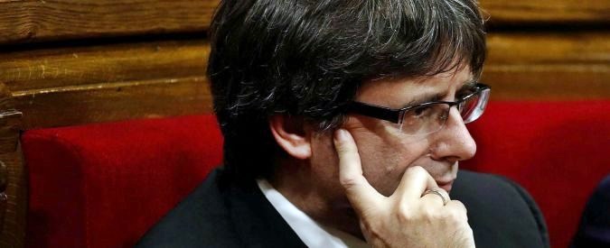 In due ore governo “liquida” Catalogna: destituzione di Puigdemont, elezioni entro sei mesi