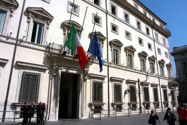 Palazzo Chigi teme Salvini, resta scoglio flat tax