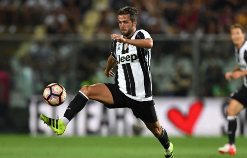 Pjanic: “Lavoreremo il doppio per riprendere chi è davanti”