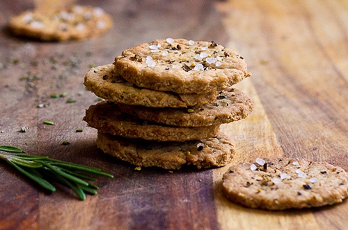 RosemaryOliveOilCrackers_stack