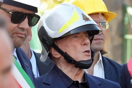 Terremoto Ischia: Berlusconi, case siano pronte in primavera
