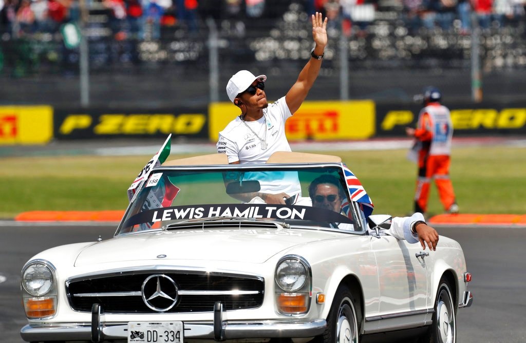 Lewis Hamilton è campione del mondo per la quarta volta