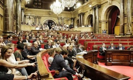 Senato verso commissariamento Catalogna, indipendentisti pronti a disobbedienza civile
