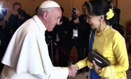 Papa in Myanmar con il nodo diplomatico dei Rohingya