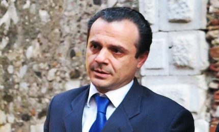 Sindaco di Messina De Luca rinviato a giudizio, cade reato associativo
