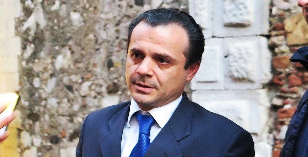 Il Papa telefona al neo sindaco. De Luca: “Abbiamo pregato insieme”