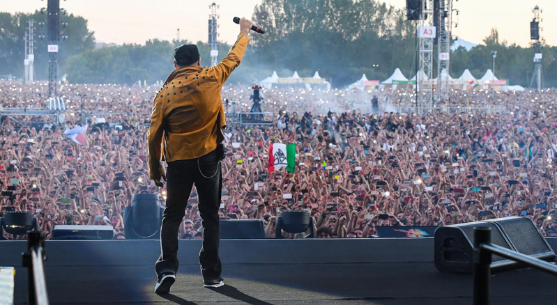 Musica, da giovedi’ 14 prevendita biglietti tour Vasco in stadi