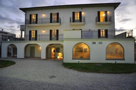 Villa Mussolini a Riccione messa in vendita dalla Cassa di Risparmio di Rimini