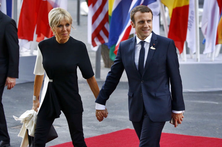 Primo anno di Macron: tante riforme ma francesi restano tiepidi