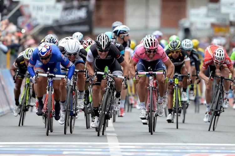 Giro d’Italia, si parte sabato da Bologna