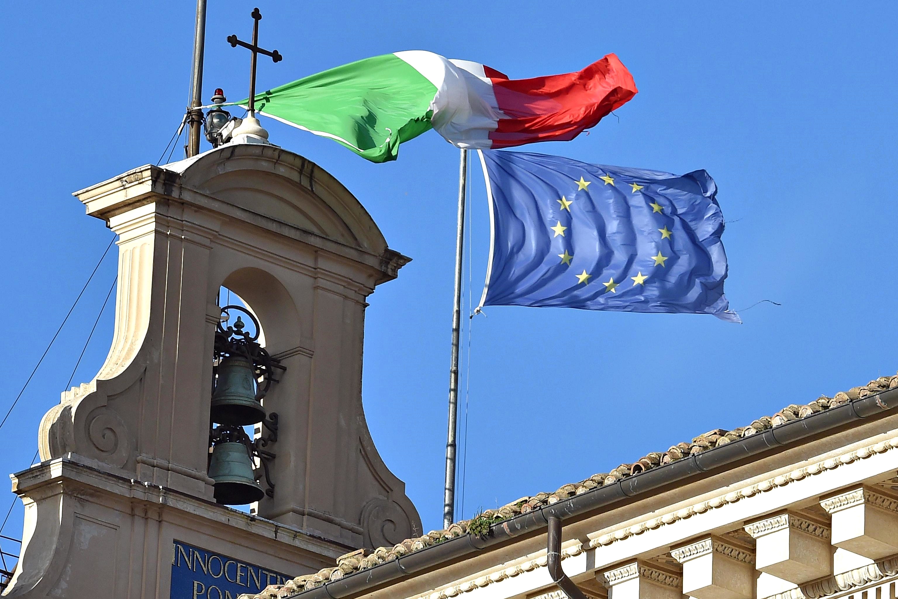 Colle attende voto, obiettivo governo per Paese