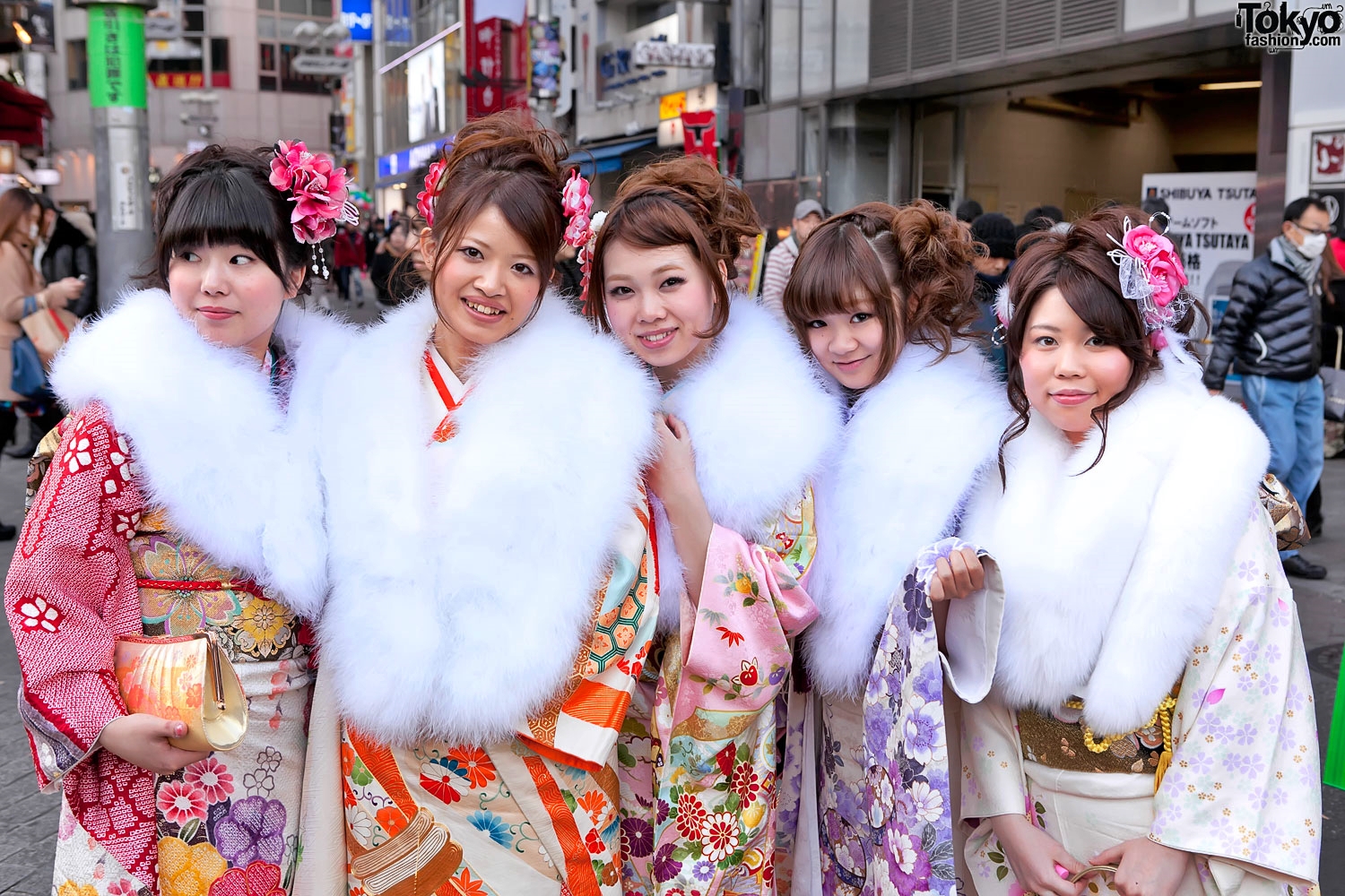 Scandalo kimono in Giappone, lacrime e delusione tra neo-adulte