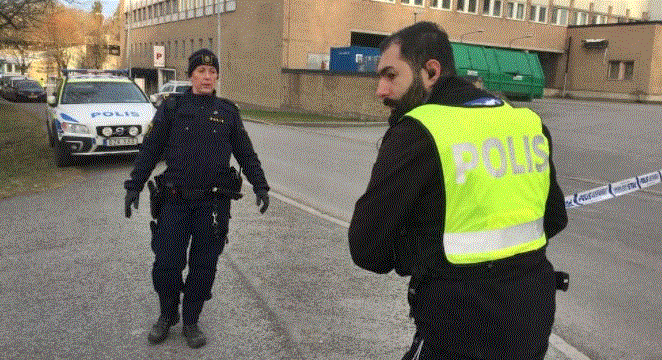 Esplosione davanti metropolitana di Stoccolma, un morto e un ferito