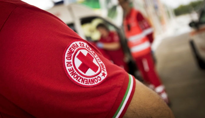Sesso a pagamento, Croce Rossa caccia 21 persone