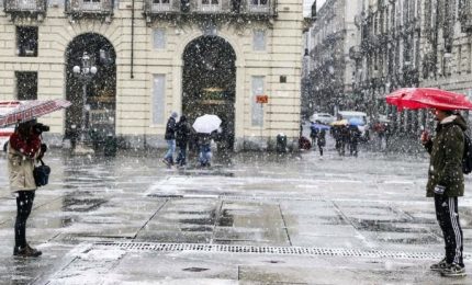 Forte vento e nevicate sull'Italia, torna l'inverno