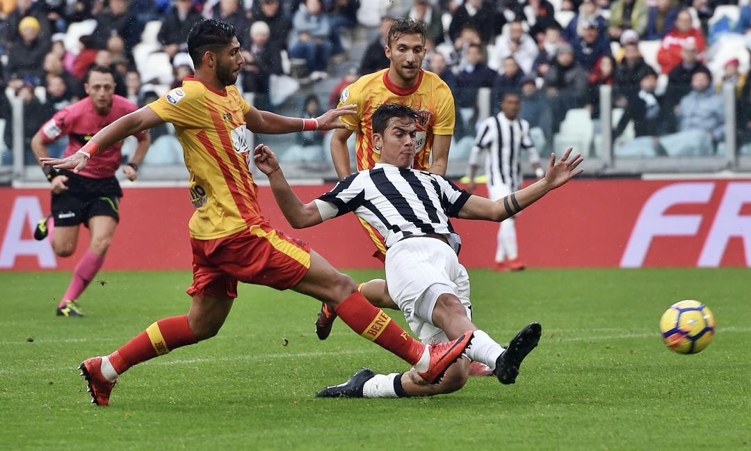 Benevento-Juventus 2-4, tripletta di Dybala