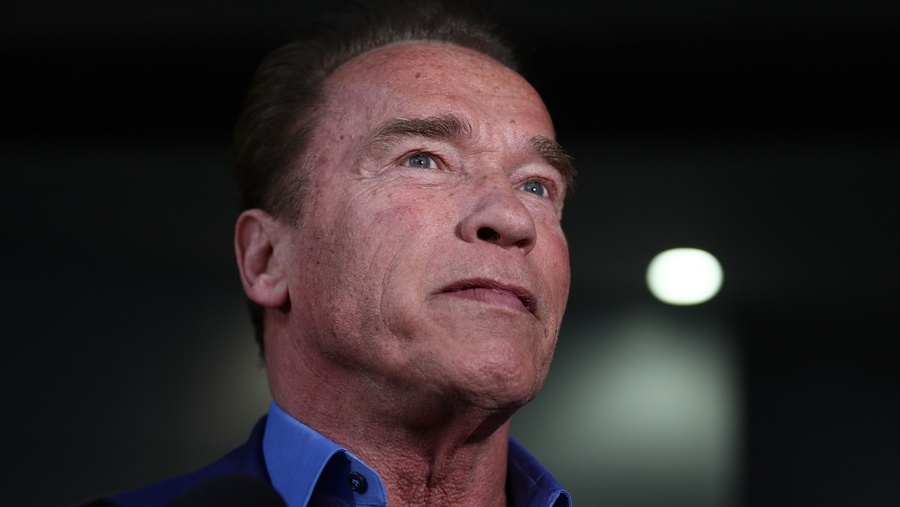 Arnold Schwarzenegger è tornato a casa