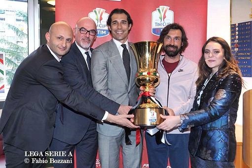 Pirlo in viaggio con la Coppa Italia: “Contatti con la Nazionale”
