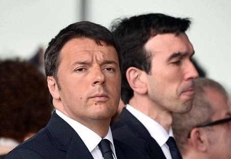 Renzi insiste: congresso Pd subito. E su Europee apre a Martina