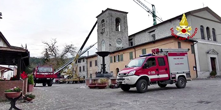 Terremoto, torna la paura nelle Marche. “Questa notte si e’ ballato”