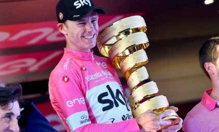 Chris Froome vince il Giro d'Italia. Bennett conquista l'ultima tappa
