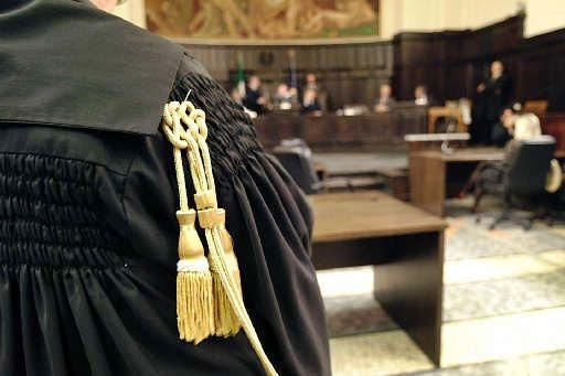 Procura Firenze chiede processo 2 carabinieri accusati di stupro