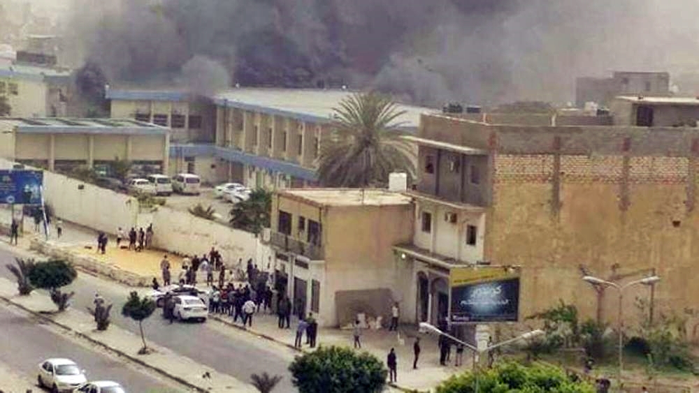 Attacco a Tripoli, oltre 16 morti. Isis rivendica