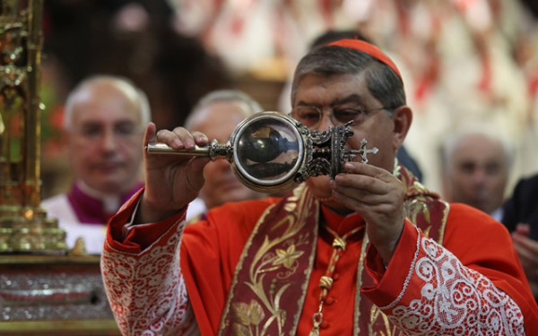 Si rinnova miracolo di San Gennaro