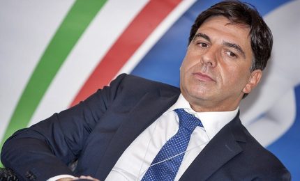 Sindaco Catania lascia Forza Italia: in Sicilia guida inadeguata