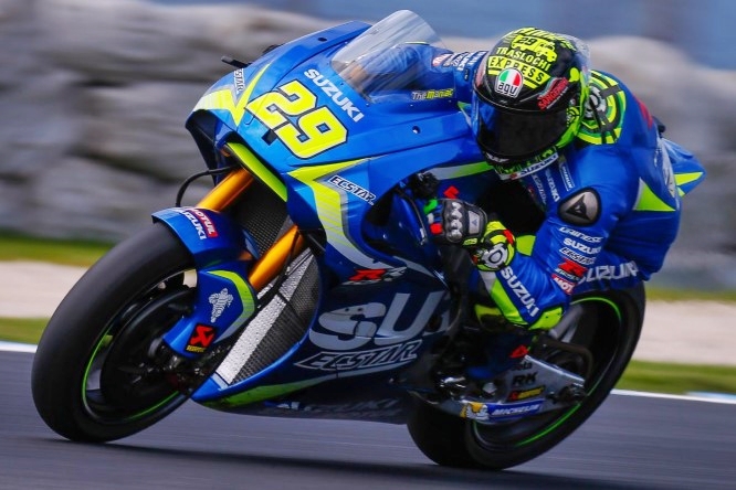 Iannone il più veloce nei tempi combinati, Rossi decimo