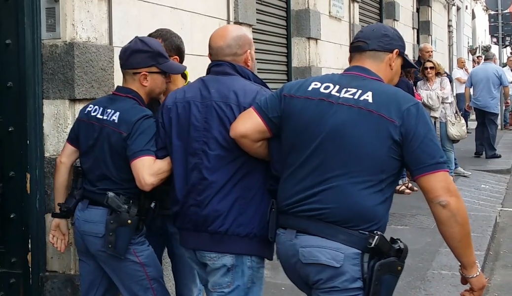 `Ndrangheta riorganizza cosca a Crotone, 15 arresti