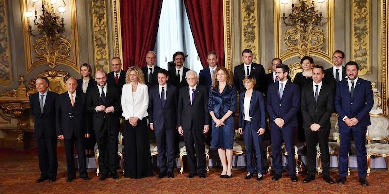 Governo Conte con 18 ministri, 5 le donne. Storie e curricula