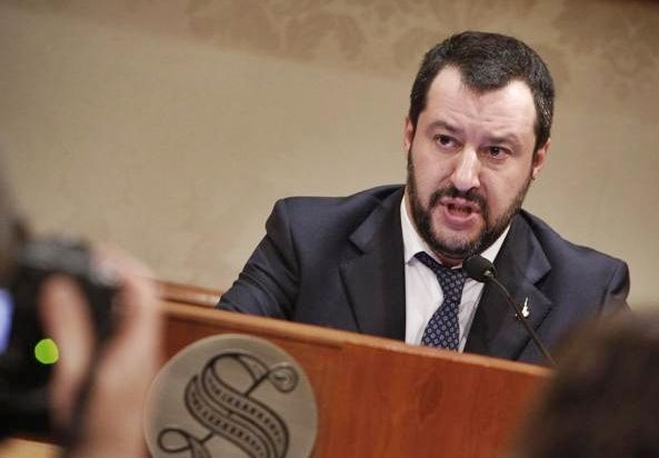 Salvini contro i giudici di Catania: “Non sono mica Riina”. Come si difenderà