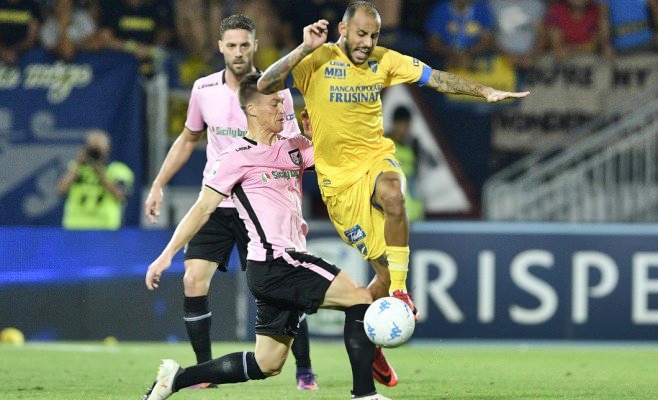 Frosinone-Palermo 2-0, ciociari in A, furia Palermo: “Ricorso”