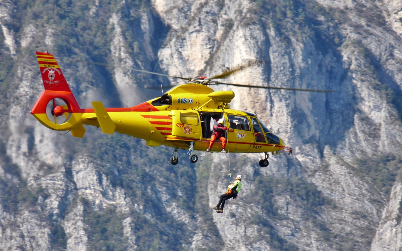 Alpinista di 76 anni precipita e muore in Valle Stura, nel cuneese