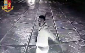 Milano, picchiano controllori Atm