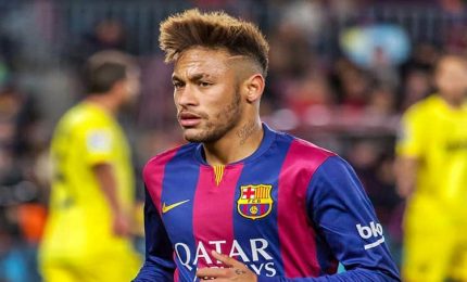 Neymar: stop alle speculazioni, resto a Parigi