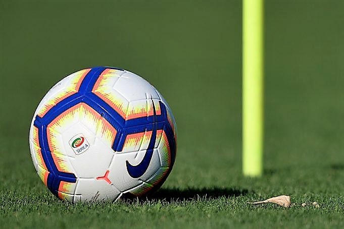 Calcio litiga, Figc contro ministro e giocatori. Spadafora: “Fermate subito la Serie A”