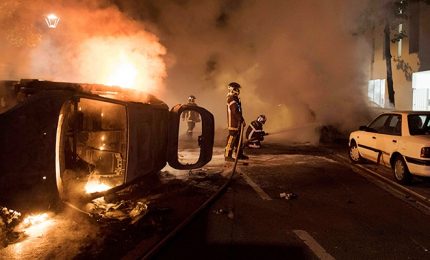 La polizia uccide un ragazzo a Nantes, notte di proteste