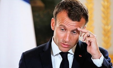 Macron perde altri 4 punti di popolarità, cala a 25%