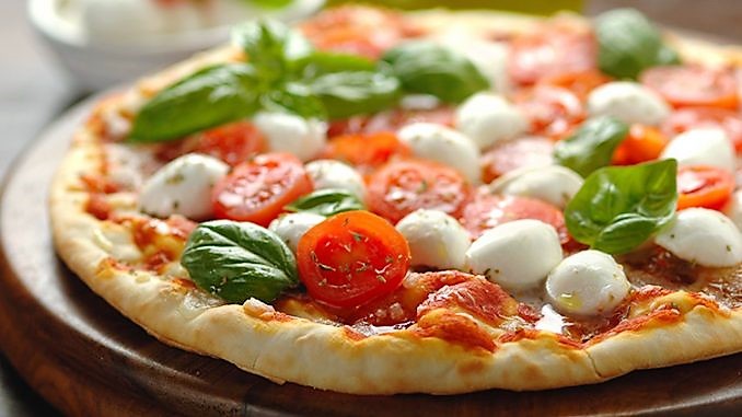 “Pizza senza barriere”, la solidarietà passa anche attraverso la gastronomia